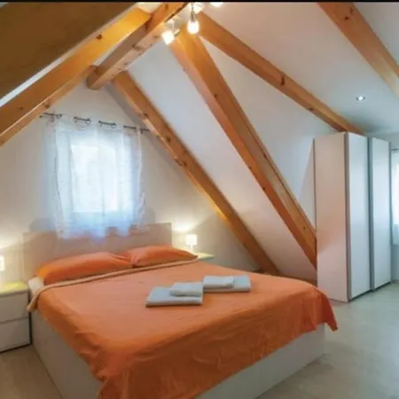 Apartament Bika Omiš Zewnętrze zdjęcie