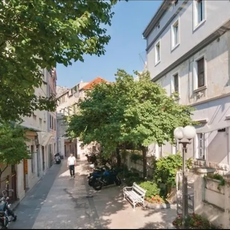 Apartament Bika Omiš Zewnętrze zdjęcie