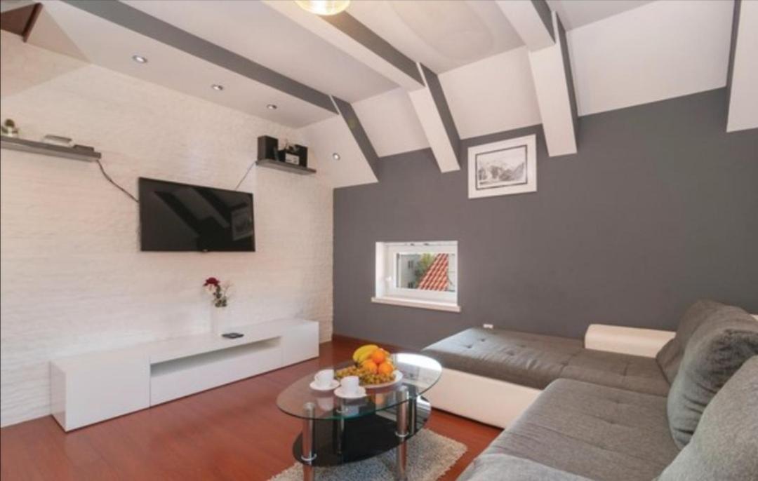 Apartment Bika